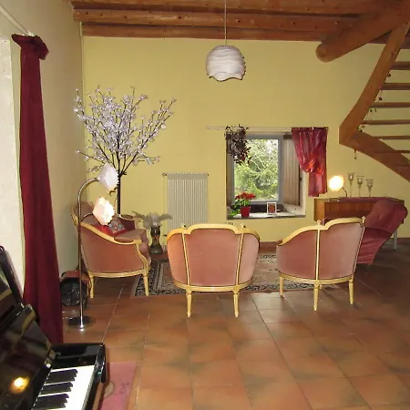 فندق مبيت وإفطار Bastides Du Mezenc *
